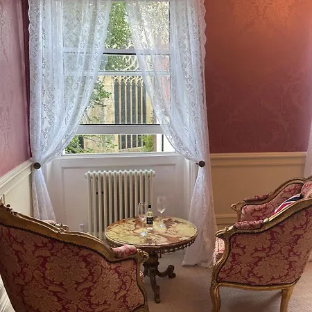 Victorian Retreat *