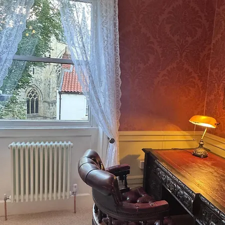Victorian Retreat 公寓 *