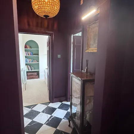 Victorian Retreat *